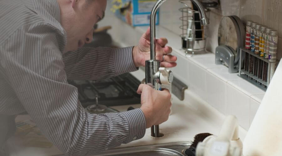 Professional same day plumber in Warrenville, IL